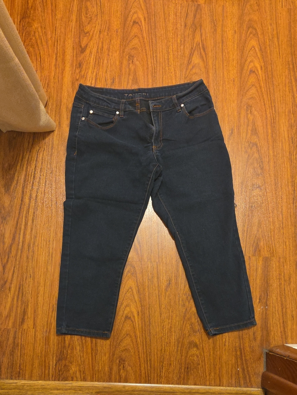 Tahari Dark Navy Cropped Ankle Jeans | Classic Five-Pocket Denim | Size 12